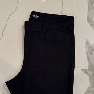 Old Navy High Rise Pixie Skinny w/stretch smooth pockets